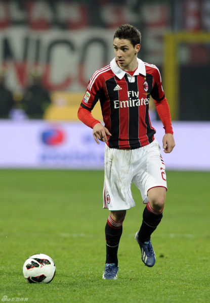 CBA：福建队凭借外援爆发击退深圳（CBA：外援发威，福建力克深圳）