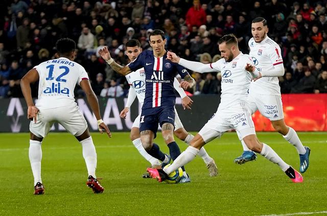 记者：因伤落选的马斯坦托诺仍加入阿根廷队的训练营