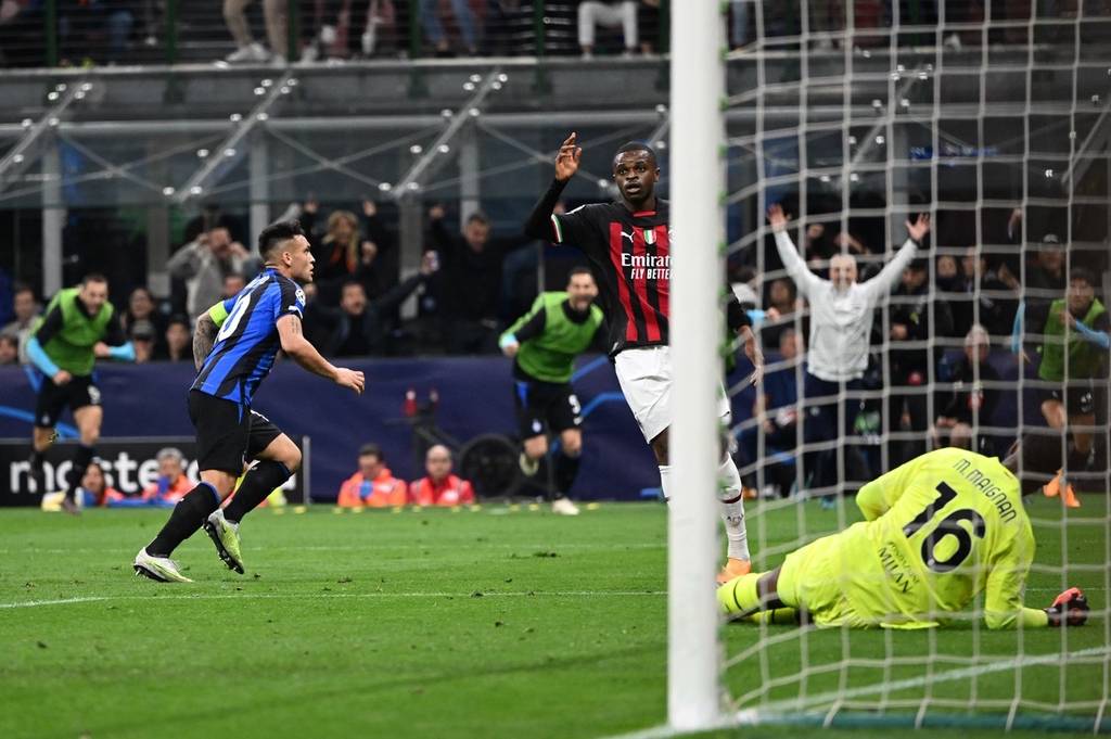 荷兰客场1-1波兰，德佩、卡明斯基破门，莱万送助攻