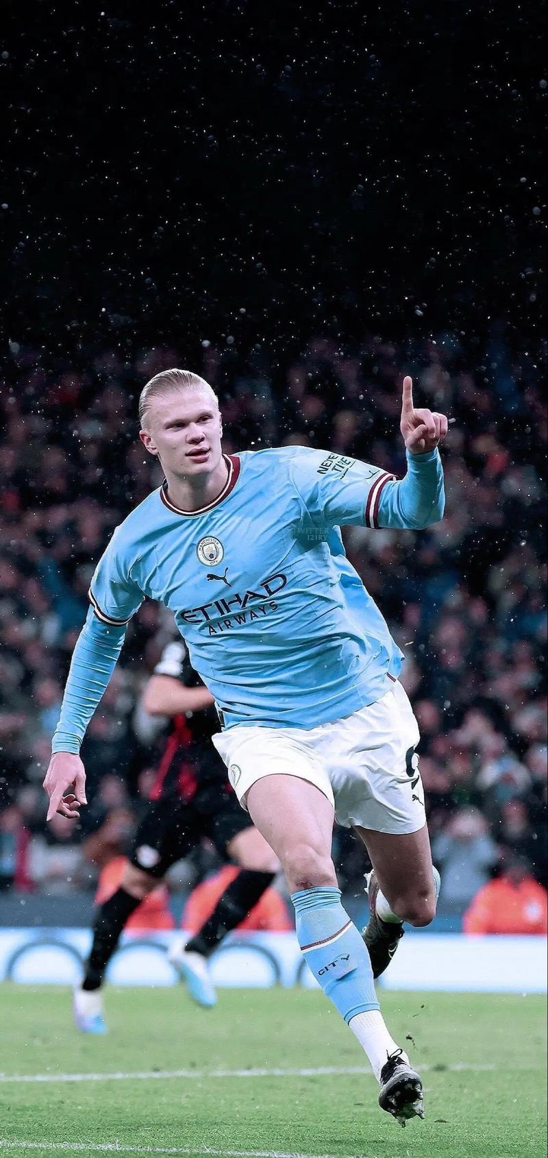 连续5个英超客场送助攻，B费成历史第五人（英超客场连续5场送助攻，B费跻身历史第5人）