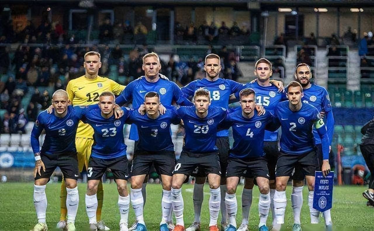 里德：自信心对年轻人成长极其重要 做正确决策为球队贡献力量（里德：自信是年轻人成长关键 正确决策助力球队）